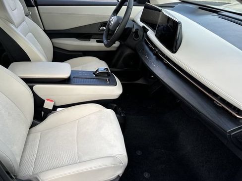 Used 2024 Nissan Ariya AWD image 21