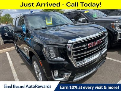 Used 2023 GMC Yukon XL SLT w/ SLT Premium Package