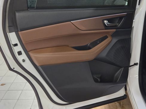 Used 2023 Acura MDX FWD w/ Technology Package image 17