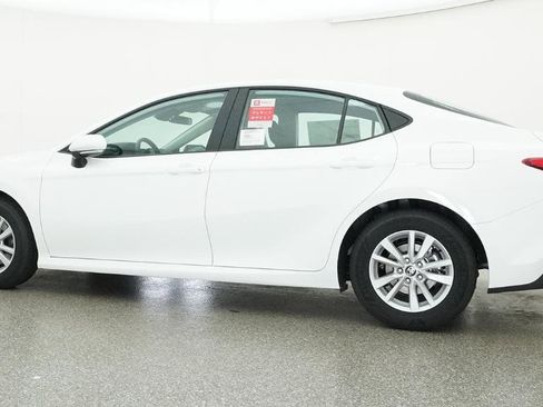 New 2026 Toyota Camry LE FWD image 10