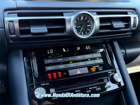 Used 2022 Lexus IS 300 300 image 24