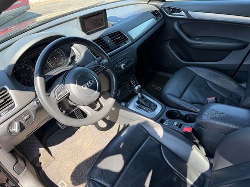 Used 2018 Audi Q3 2.0T Premium w/ Convenience Package AWD/4WD image 11