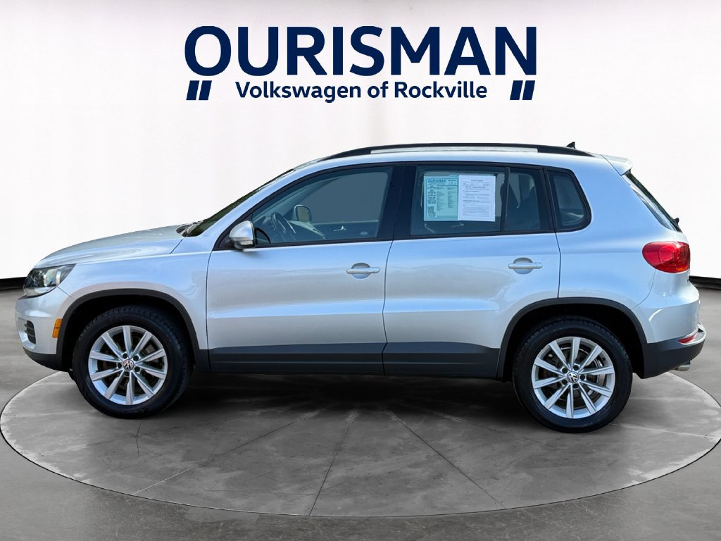 Used 2018 Volkswagen Tiguan Limited w/ Premium Package AWD/4WD image 3