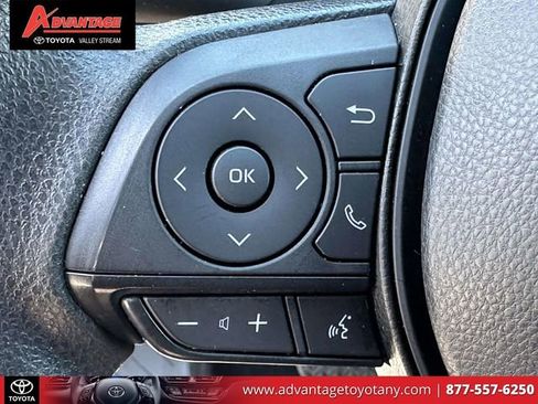 Used 2024 Toyota RAV4 XLE AWD/4WD image 24