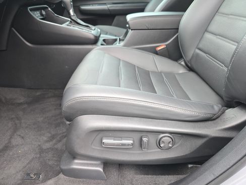 Used 2023 Honda CR-V EX-L image 26