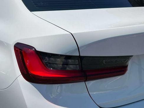 Used 2022 BMW 330i Sedan w/ Driving Assistance Package RWD image 14