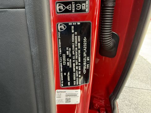 Used 2023 Lamborghini Urus S image 39