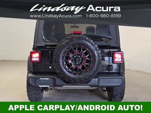 Used 2018 Jeep Wrangler Unlimited Sport S AWD/4WD image 6