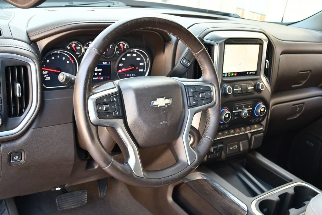 Used 2019 Chevrolet Silverado 1500 LTZ w/ LTZ Premium Package AWD/4WD image 40