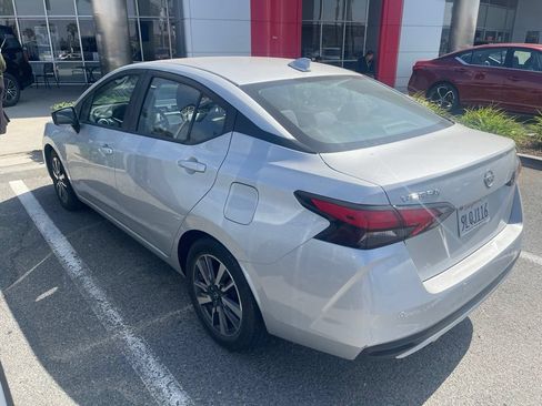 Used 2024 Nissan Versa SV FWD image 6