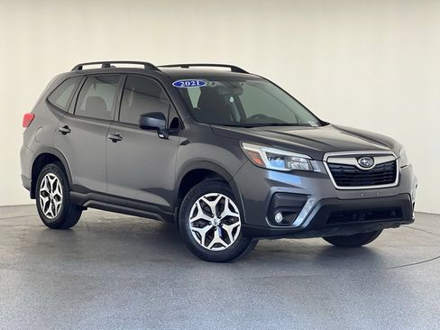 Used 2021 Subaru Forester Premium AWD/4WD image 40