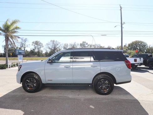 New 2026 Ford Expedition Tremor image 9