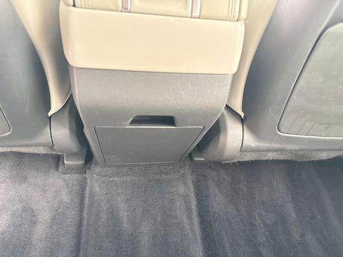 Used 2024 Hyundai Santa Fe Calligraphy image 17