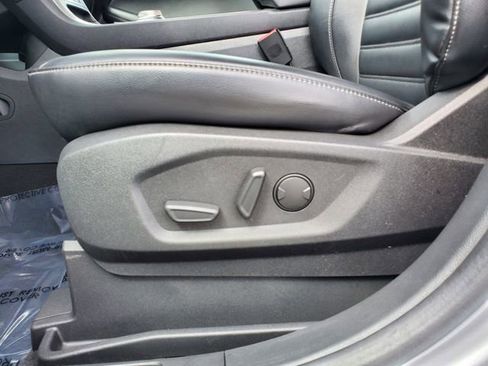 Used 2024 Ford Edge SEL w/ Convenience Package AWD/4WD image 6