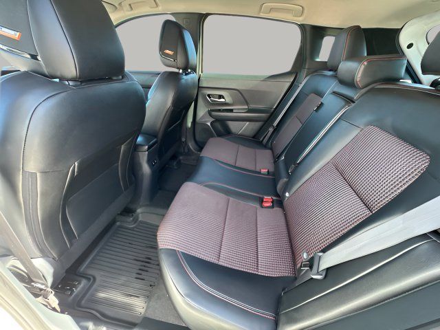 Used 2026 Nissan Kicks SR w/ SR Premium Package AWD/4WD image 8