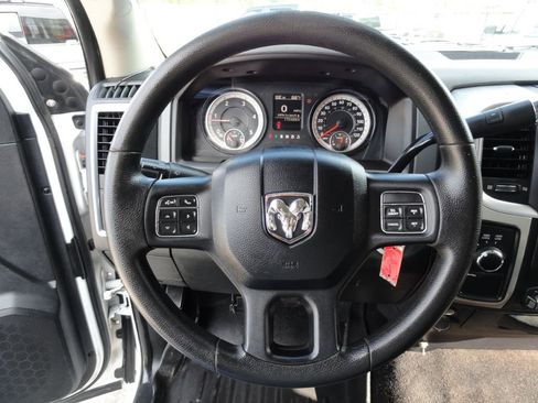 Used 2016 RAM 2500 SLT image 17