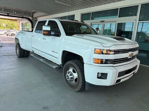 Used 2019 Chevrolet Silverado 3500 LTZ w/ Duramax Plus Package image 10