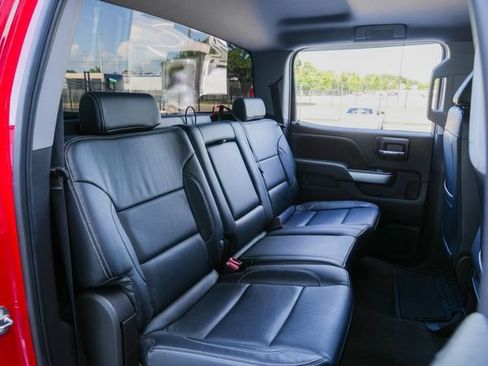 Used 2018 Chevrolet Silverado 1500 LT AWD/4WD image 37