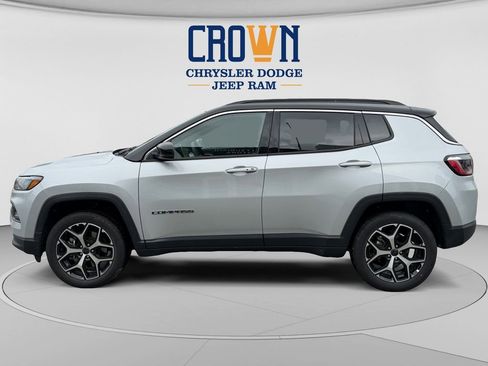 Used 2026 Jeep Compass Limited AWD/4WD image 6
