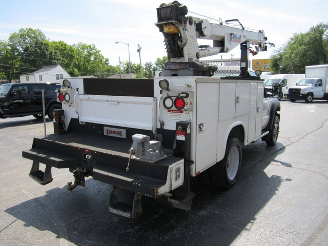 Used 2015 Ford F550 4x4 Regular Cab Super Duty image 4