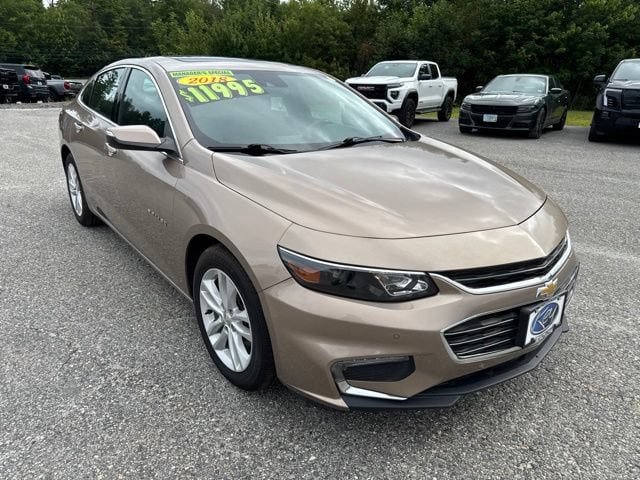 Used 2018 Chevrolet Malibu LT w/ Driver Confidence Package FWD image 8