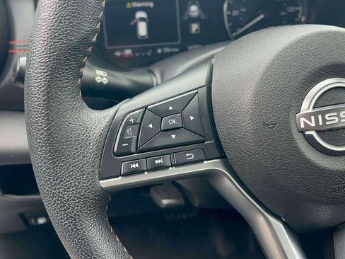 Used 2023 Nissan Kicks SR w/ Exterior Package FWD image 19
