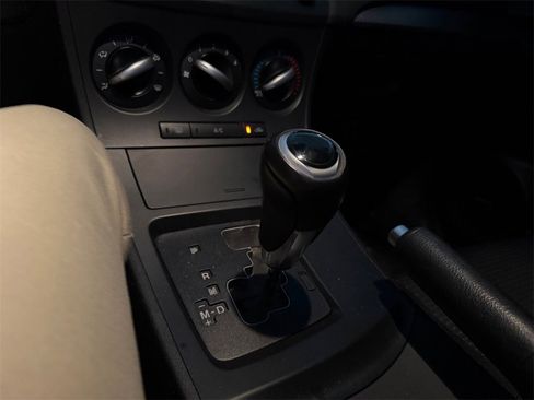 Used 2012 MAZDA MAZDA3 i Touring image 21