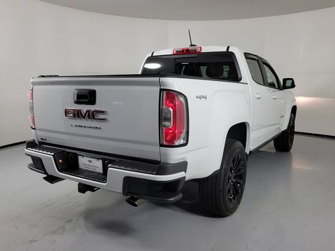 Used 2022 GMC Canyon Elevation w/ Elevation Premium Package AWD/4WD image 3