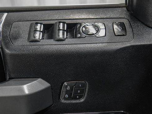 Used 2019 Ford F450 Platinum w/ Platinum Ultimate Package AWD/4WD image 46