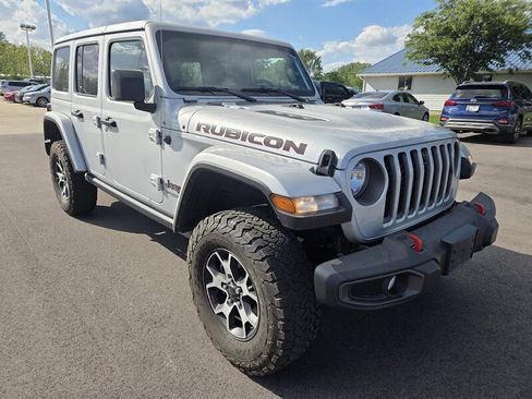 Used 2022 Jeep Wrangler Unlimited Rubicon w/ Cold Weather Group AWD/4WD image 1