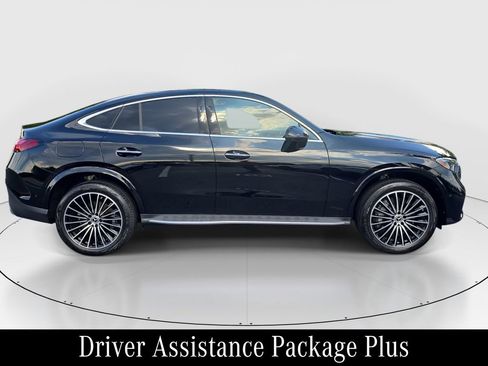Certified 2025 Mercedes-Benz GLC 300 4MATIC image 4