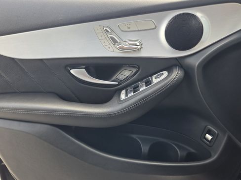 Used 2022 Mercedes-Benz GLC 300 image 20