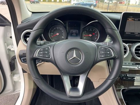 Used 2017 Mercedes-Benz GLC 300 4MATIC image 15