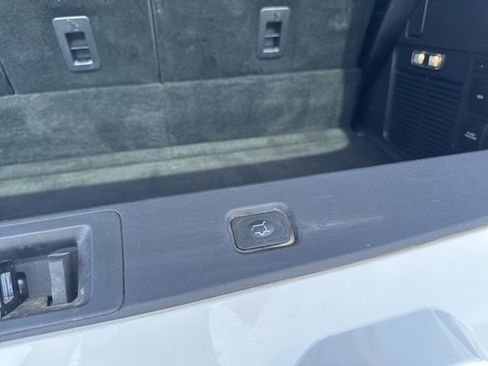 Used 2025 Ford Expedition Active AWD/4WD image 25