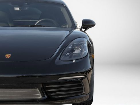 Used 2021 Porsche 718 Cayman w/ Premium Package RWD image 50