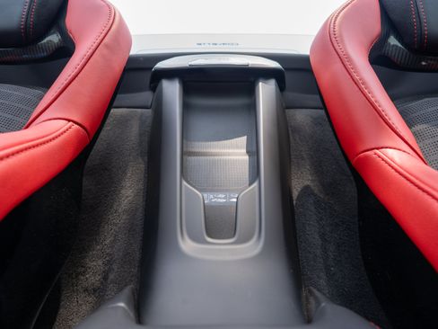 Used 2025 Chevrolet Corvette Stingray Preferred Conv w/ Z51 Performance Package RWD image 35