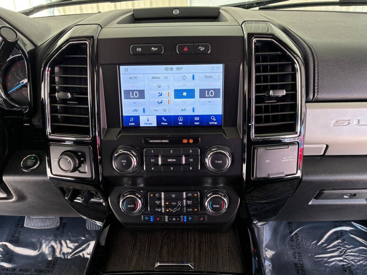 Used 2021 Ford F250 Lariat w/ Lariat Ultimate Package AWD/4WD image 28