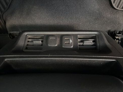 Used 2021 GMC Sierra 1500 Elevation image 16