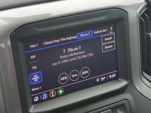 Used 2026 Chevrolet Silverado 1500 Custom Trail Boss w/ LPO, Dark Essentials Package AWD/4WD image 13