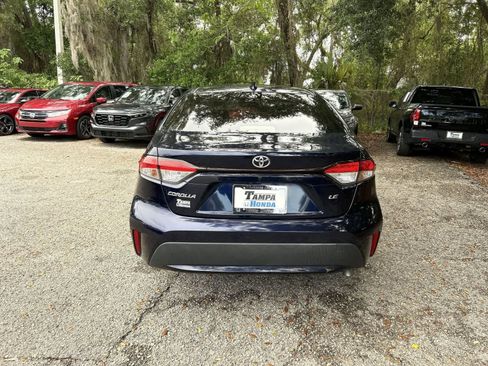Used 2021 Toyota Corolla LE w/ LE Convenience Package FWD image 7
