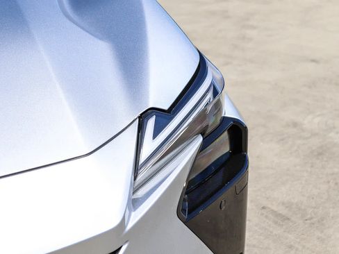 New 2026 Lexus ES 350h FWD image 7