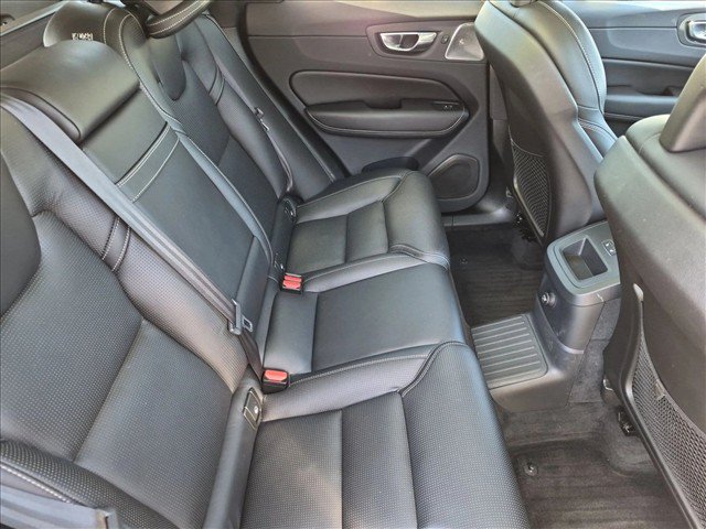 Used 2018 Volvo XC60 T8 Inscription w/ Luxury Seat Package AWD/4WD image 22