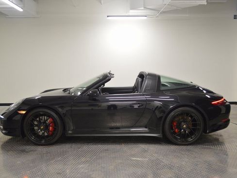 Certified 2019 Porsche 911 Targa 4 GTS AWD/4WD image 2