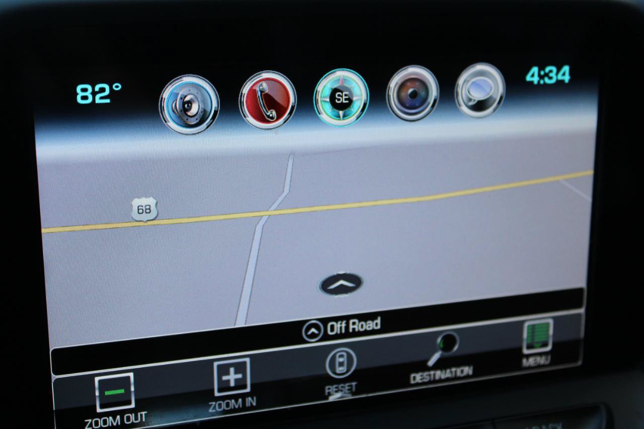 Used 2017 Chevrolet Camaro SS RWD image 38