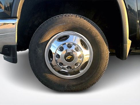 Used 2023 Chevrolet Silverado 3500 LT w/ Texas Edition image 33