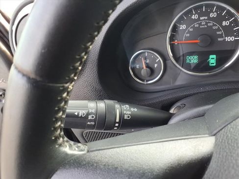 Used 2017 Jeep Wrangler Unlimited Sahara w/ Connectivity Group image 23