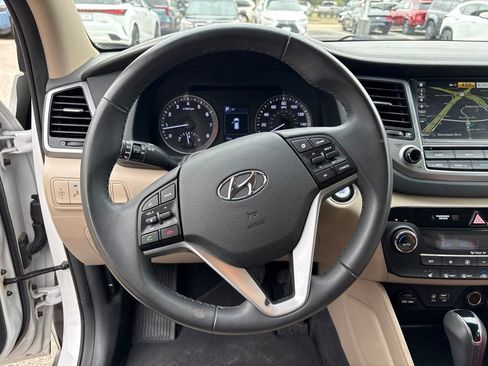 Used 2018 Hyundai Tucson SEL Plus FWD image 12