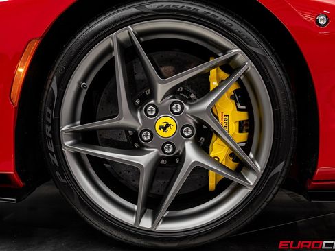 Used 2022 Ferrari F8 Tributo image 24