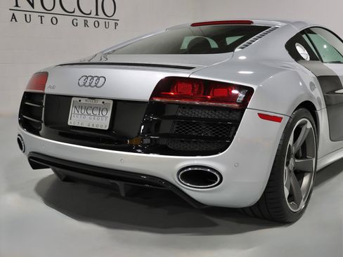 Used 2011 Audi R8 V10 AWD/4WD image 58