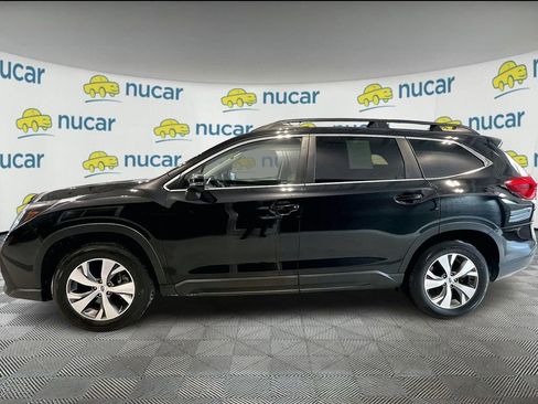 Used 2023 Subaru Ascent Premium w/ Convenience Package image 4